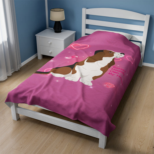 Basset Hound Love Soft and Plush Blanket